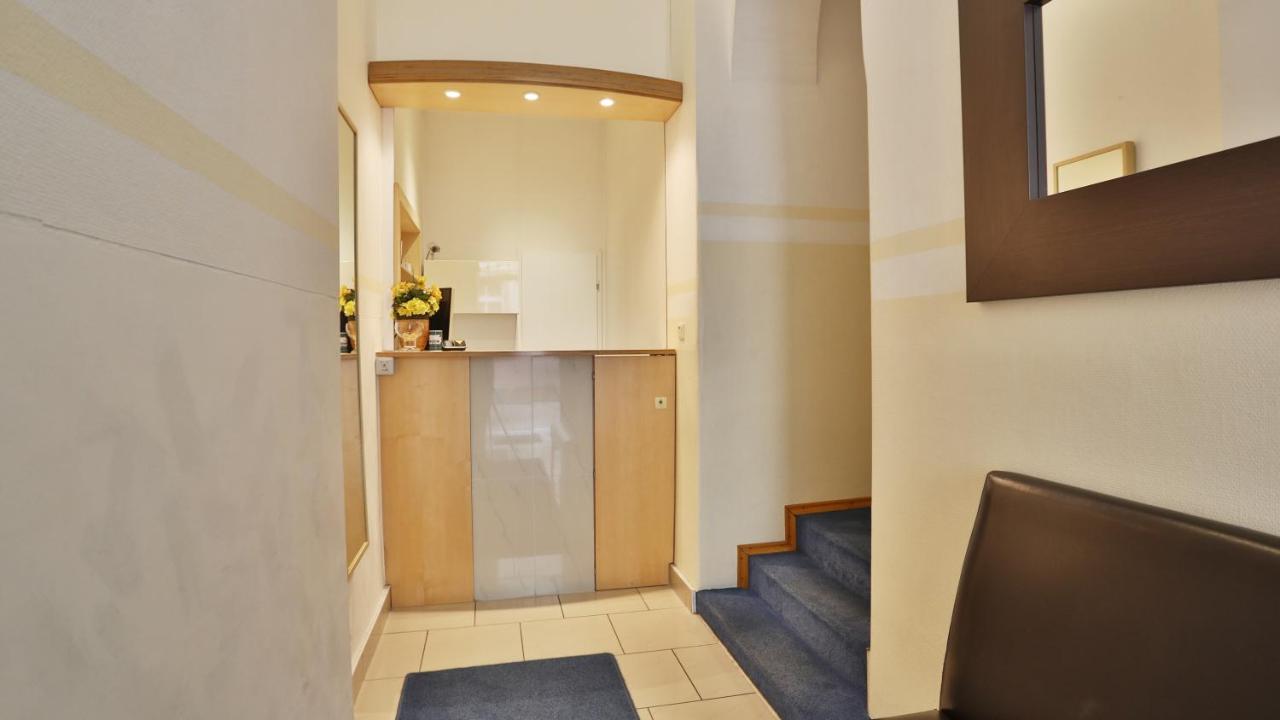Altstadt Hotel Хайдельберг Экстерьер фото