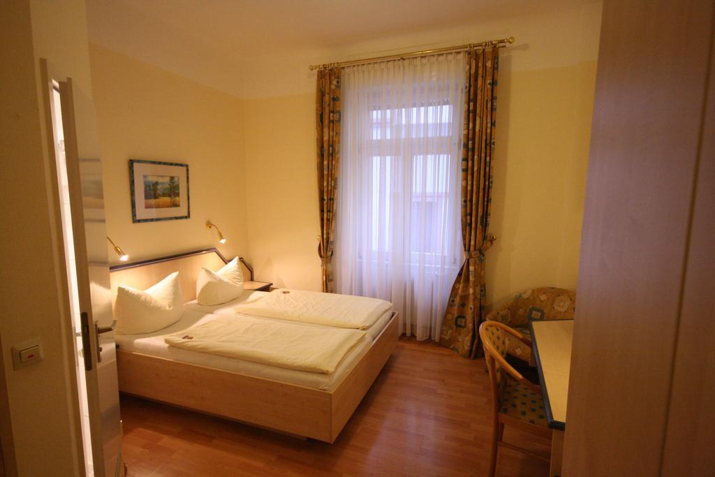 Altstadt Hotel Хайдельберг Экстерьер фото