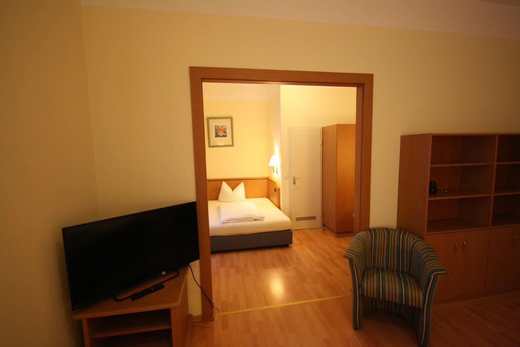 Altstadt Hotel Хайдельберг Экстерьер фото