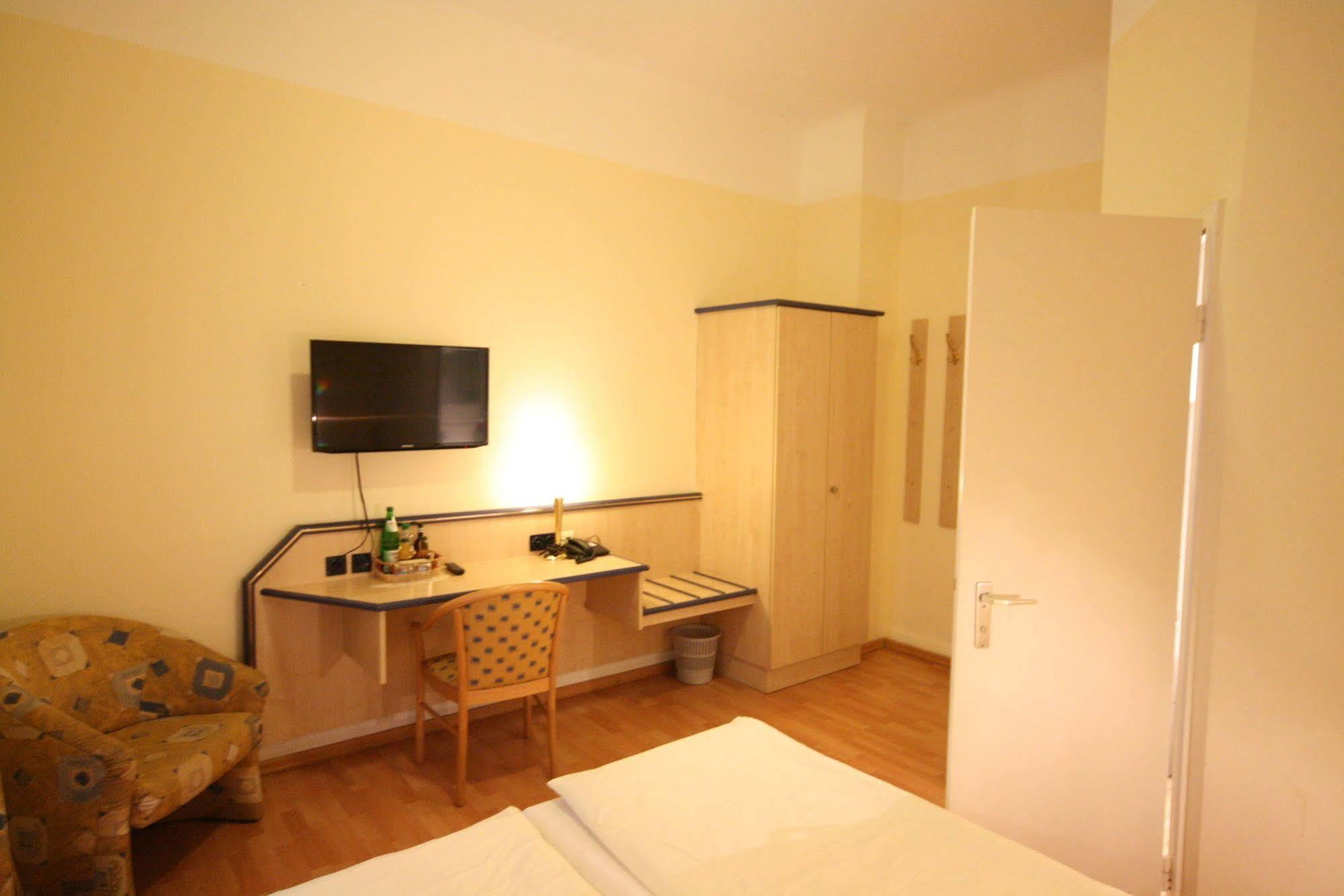 Altstadt Hotel Хайдельберг Экстерьер фото