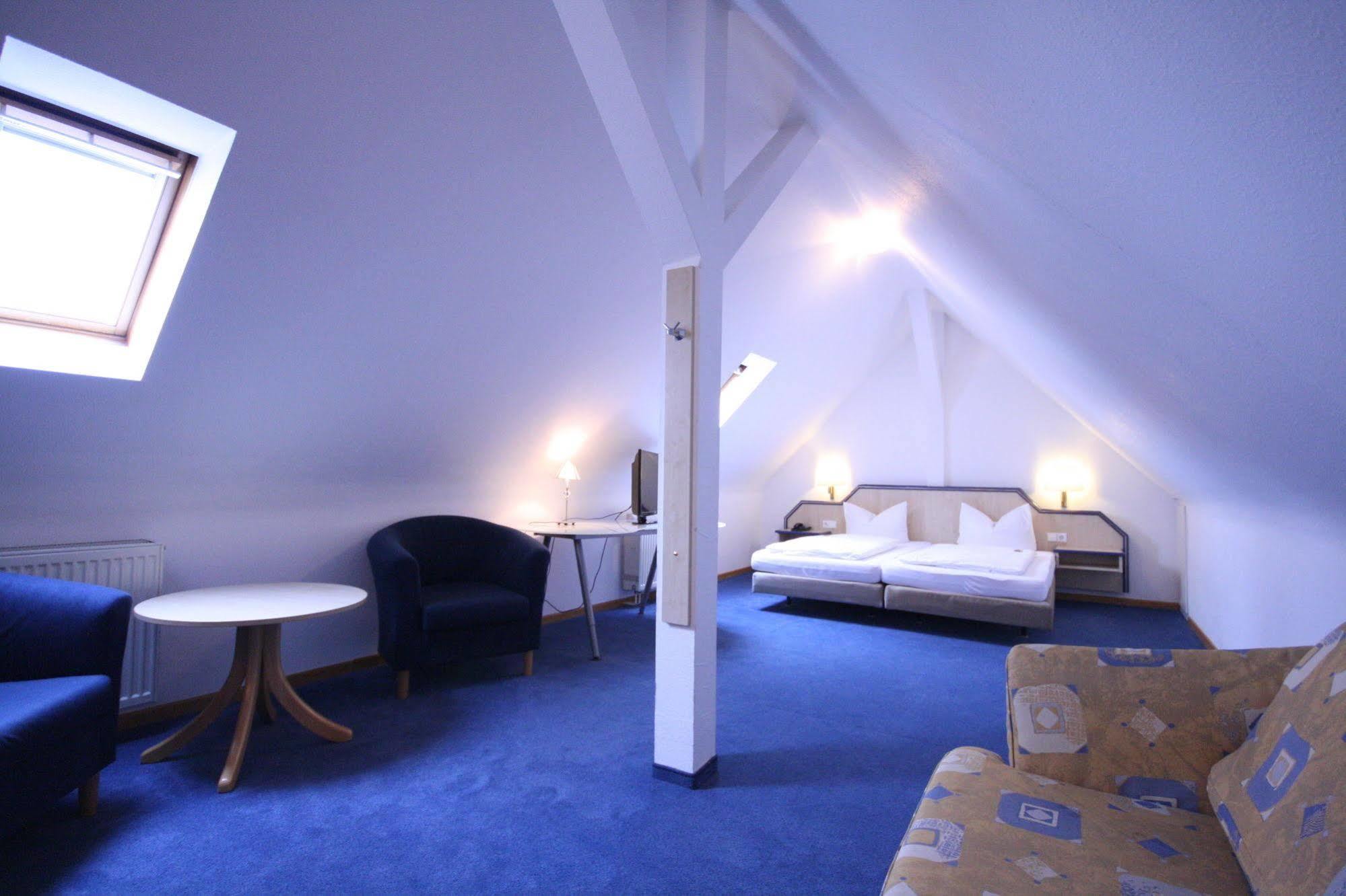 Altstadt Hotel Хайдельберг Экстерьер фото